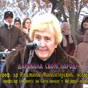 Kneginja Milica-otkrivanje spomenika, prigodna reč donatorke prof. dr Radmile Milentijević i predsednika Opštine, II-deo; Trstenik 17. januar 2016. god.